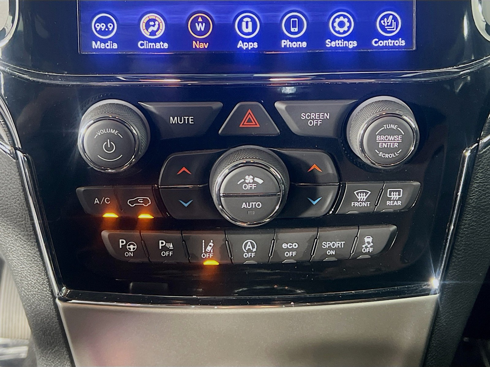 Used 2020 Black Jeep Trailhawk image 23