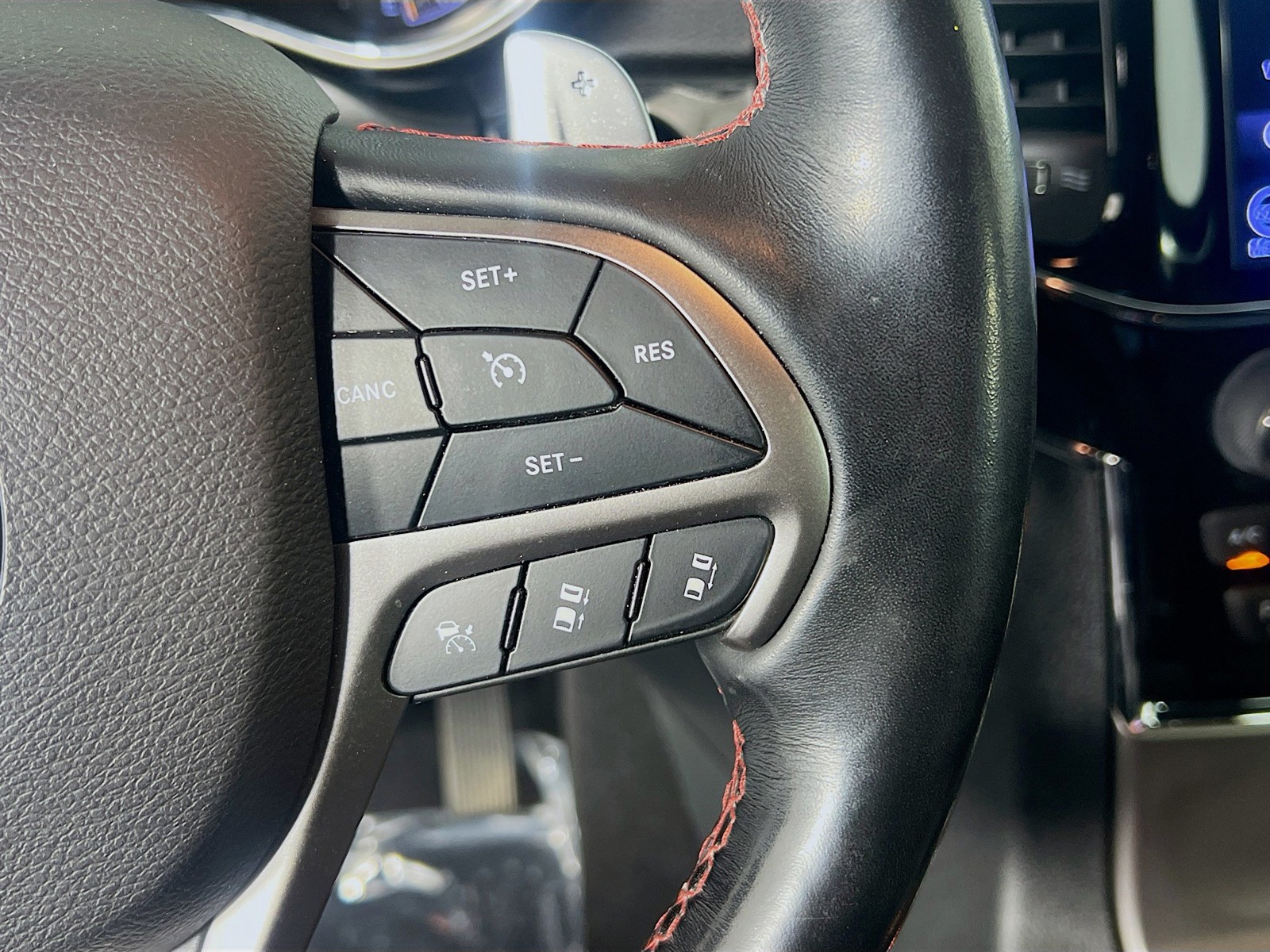 Used 2020 Black Jeep Trailhawk image 18