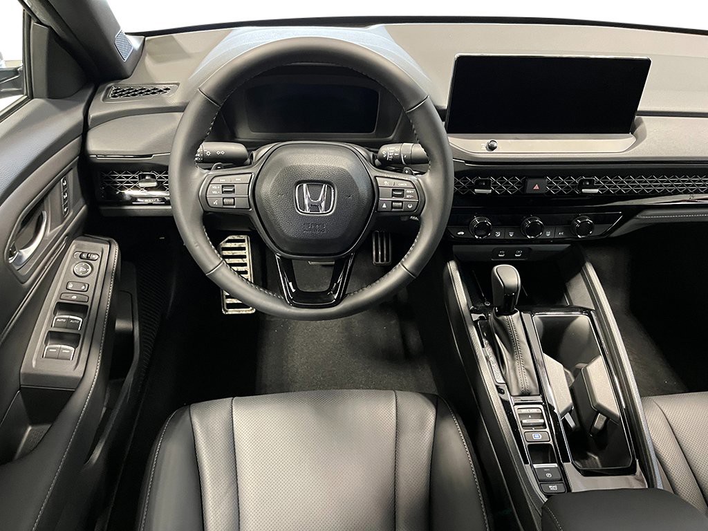 New 2026 Platinum White Pearl Honda Sport-L image 11