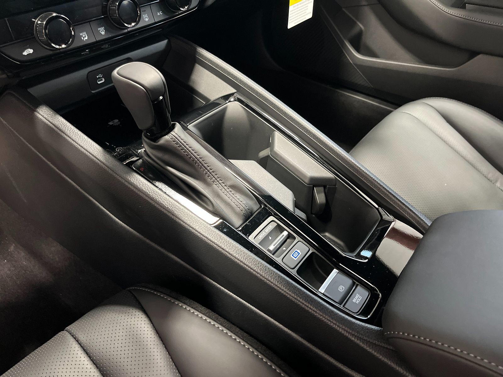 New 2026 Platinum White Pearl Honda Sport-L image 8