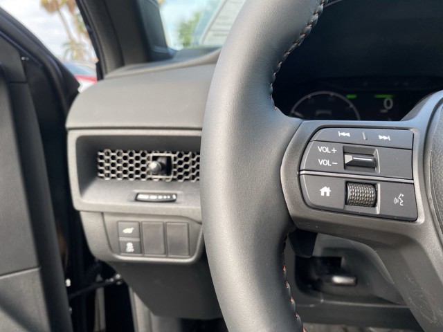 2025 Honda CR-V Sport-L - Photo 31