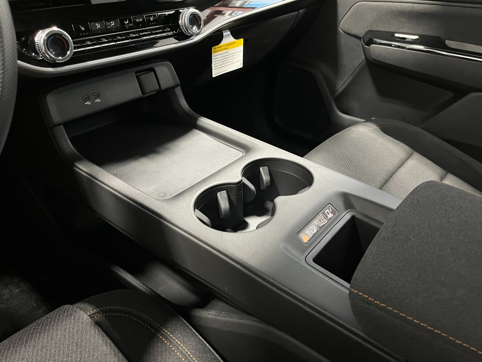 New 2026 Mercury Silver Metallic Honda EX image 18