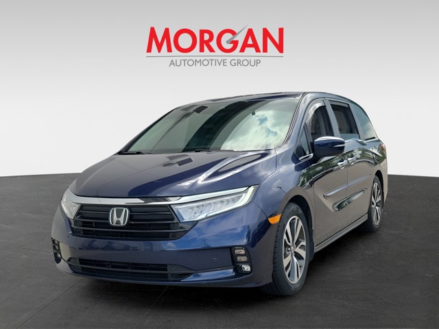 Used 2021 Obsidian Blue Pearl Honda Touring image 3