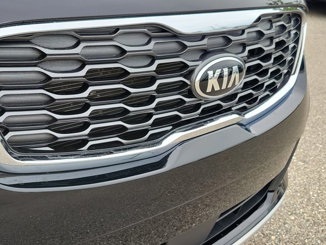 Used 2020 Ebony Black Kia EX V6 image 14