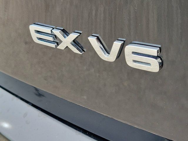 Used 2020 Ebony Black Kia EX V6 image 7
