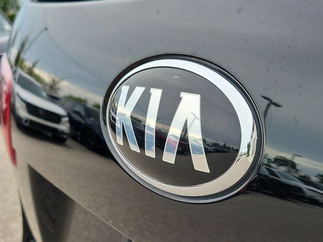 Used 2020 Ebony Black Kia EX V6 image 8