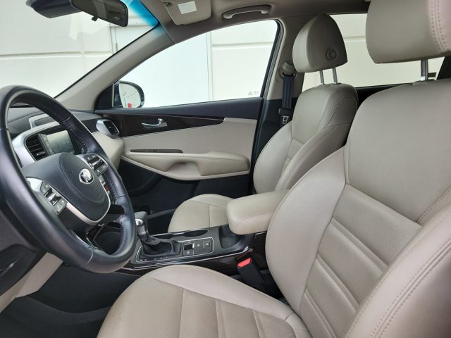 Used 2020 Ebony Black Kia EX V6 image 26