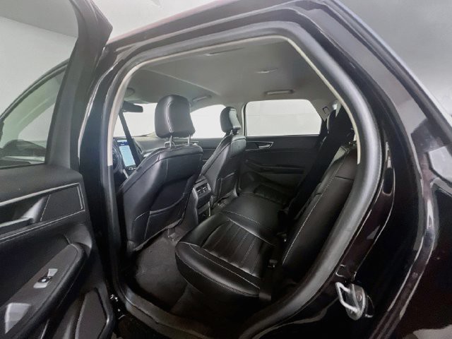 Used 2024 Agate Black Metallic Ford SEL image 22