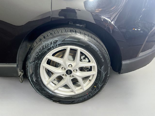 Used 2024 Agate Black Metallic Ford SEL image 25