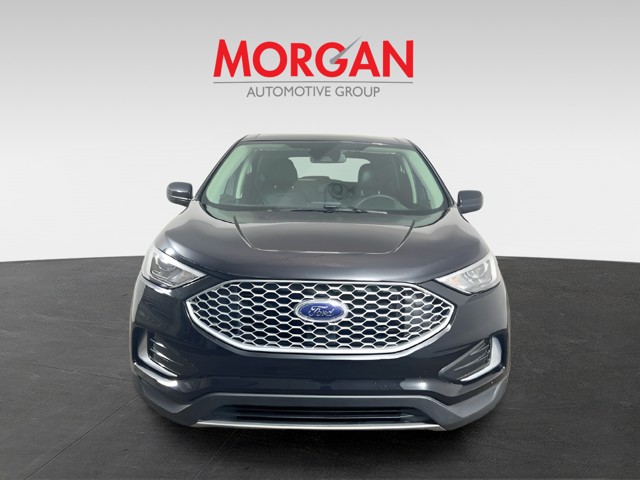 Used 2024 Agate Black Metallic Ford SEL image 2