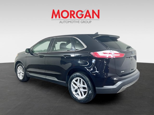 Used 2024 Agate Black Metallic Ford SEL image 7
