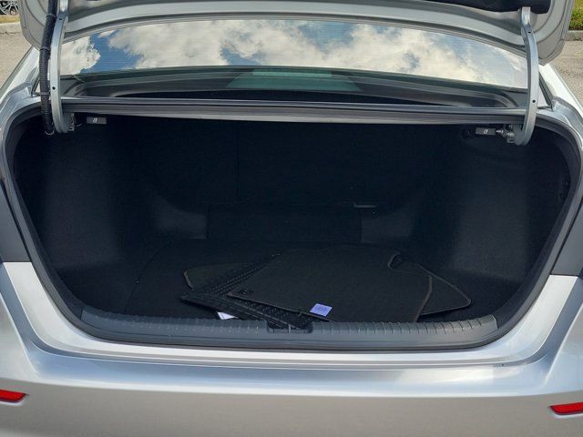 Certified Used 2024 Solar Silver Metallic Honda EX image 9