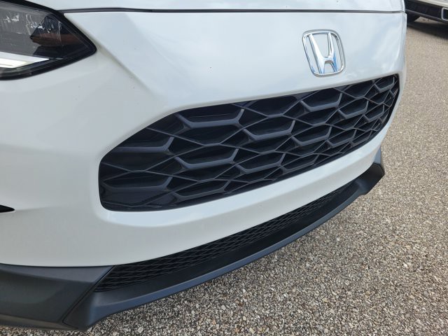 Used 2024 Platinum White Pearl Honda LX image 11