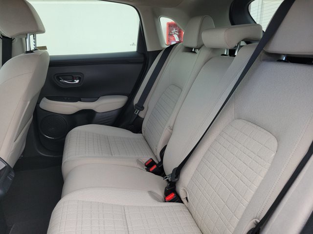 Used 2024 Platinum White Pearl Honda LX image 14
