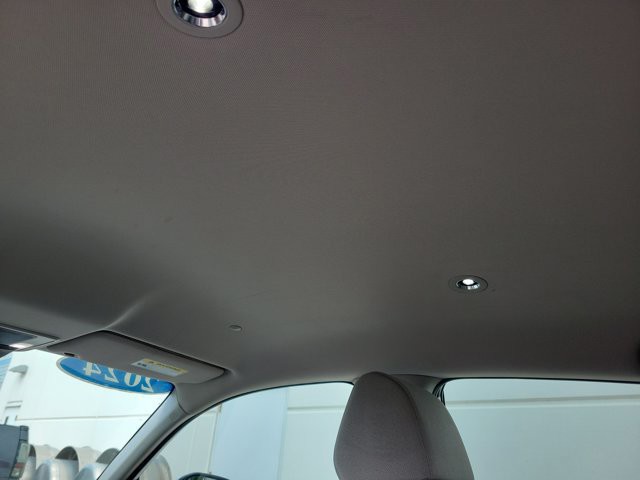 Used 2024 Platinum White Pearl Honda LX image 19