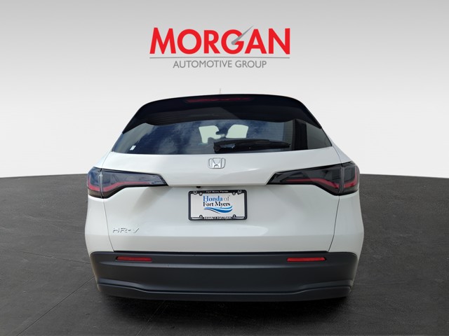 Used 2024 Platinum White Pearl Honda LX image 5