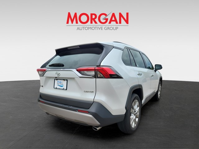 Used 2023 Wind Chill Pearl Toyota Limited image 6