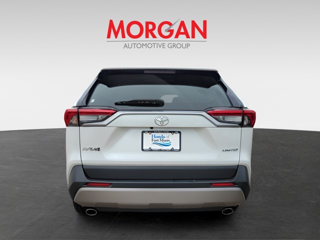 Used 2023 Wind Chill Pearl Toyota Limited image 5