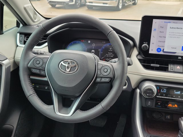 Used 2023 Wind Chill Pearl Toyota Limited image 20