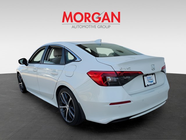 Certified Used 2024 Platinum White Pearl Honda Touring image 4