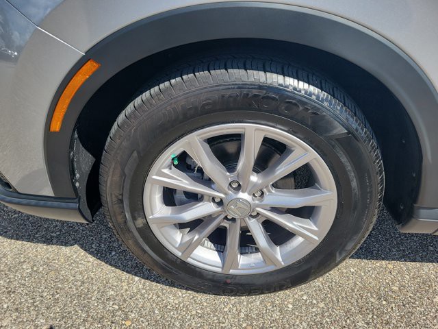 Certified Used 2024 sparkle silver metallic Honda EX image 11