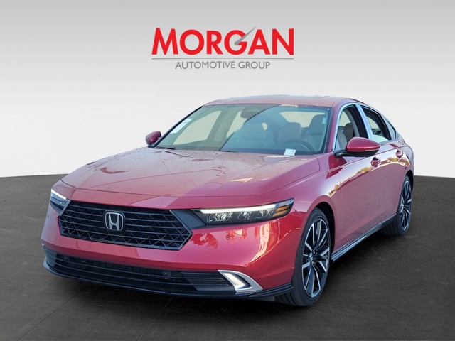 New 2026 Radiant Red Metallic Honda Touring image 3