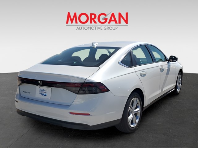 New 2026 Platinum White Pearl Honda LX image 6