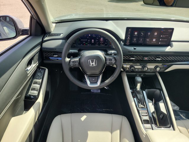 New 2026 Radiant Red Metallic Honda Touring image 17