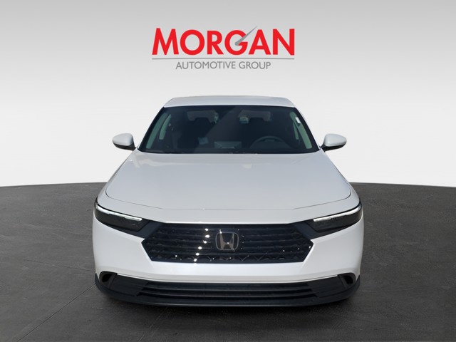 New 2026 Platinum White Pearl Honda LX image 2