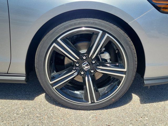 New 2026 Solar Silver Metallic Honda SE image 9