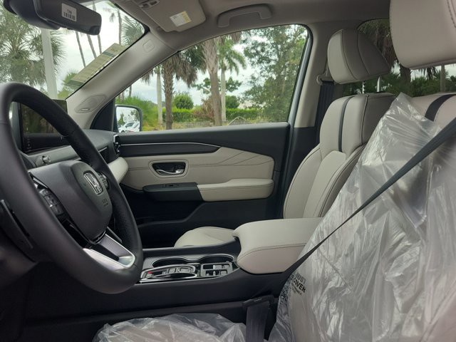 New 2026 Solar Silver Metallic Honda Touring S image 24