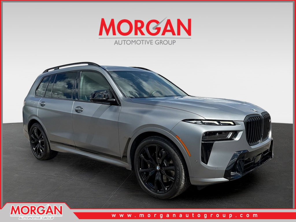 2023 BMW X7