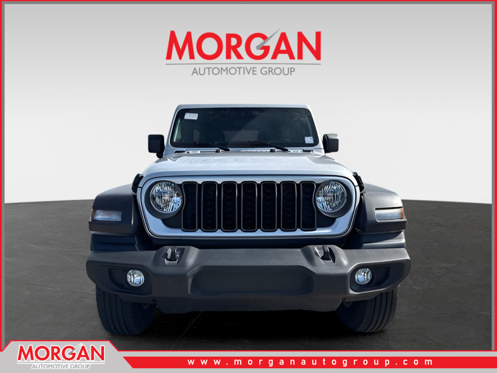 Used 2024 Silver Zynith Clearcoat Jeep Sport S image 8