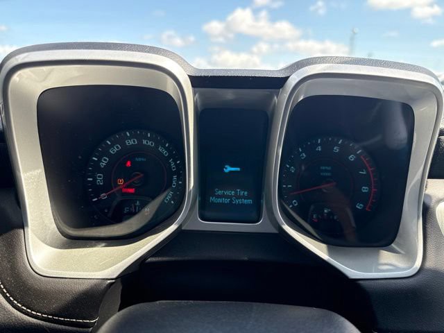 Used 2014 Summit White Chevrolet SS image 17