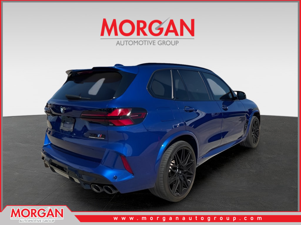 Used 2024 Marina Bay Blue Metallic BMW Competition image 3