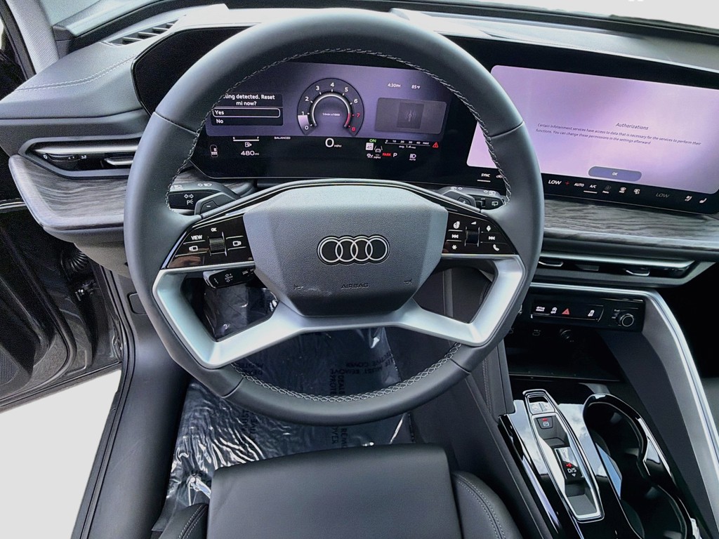 New 2026 Daytona Gray Pearl Effect Audi Premium Plus image 40