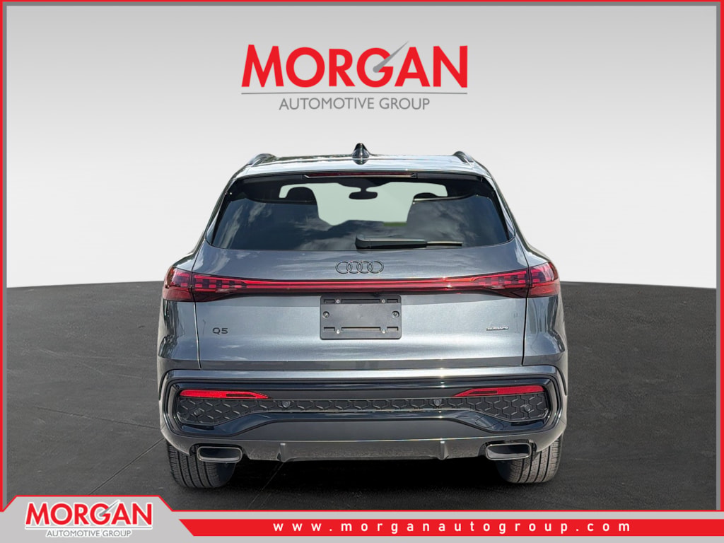 New 2026 Daytona Gray Pearl Effect Audi Premium Plus image 4