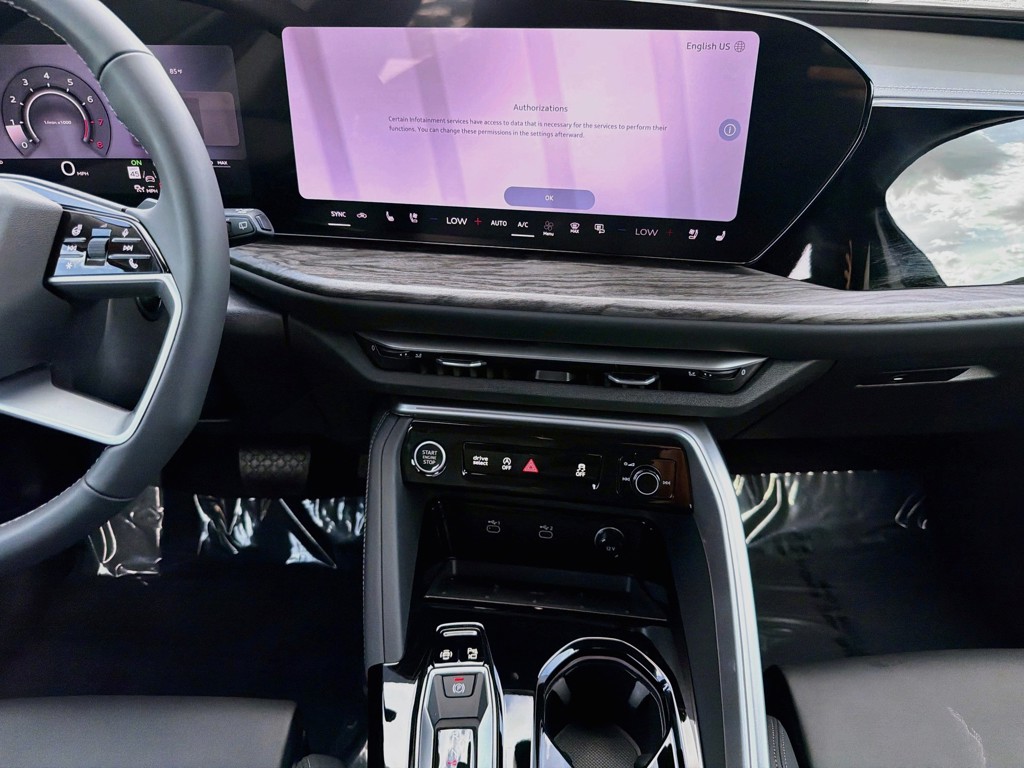 New 2026 Daytona Gray Pearl Effect Audi Premium Plus image 19