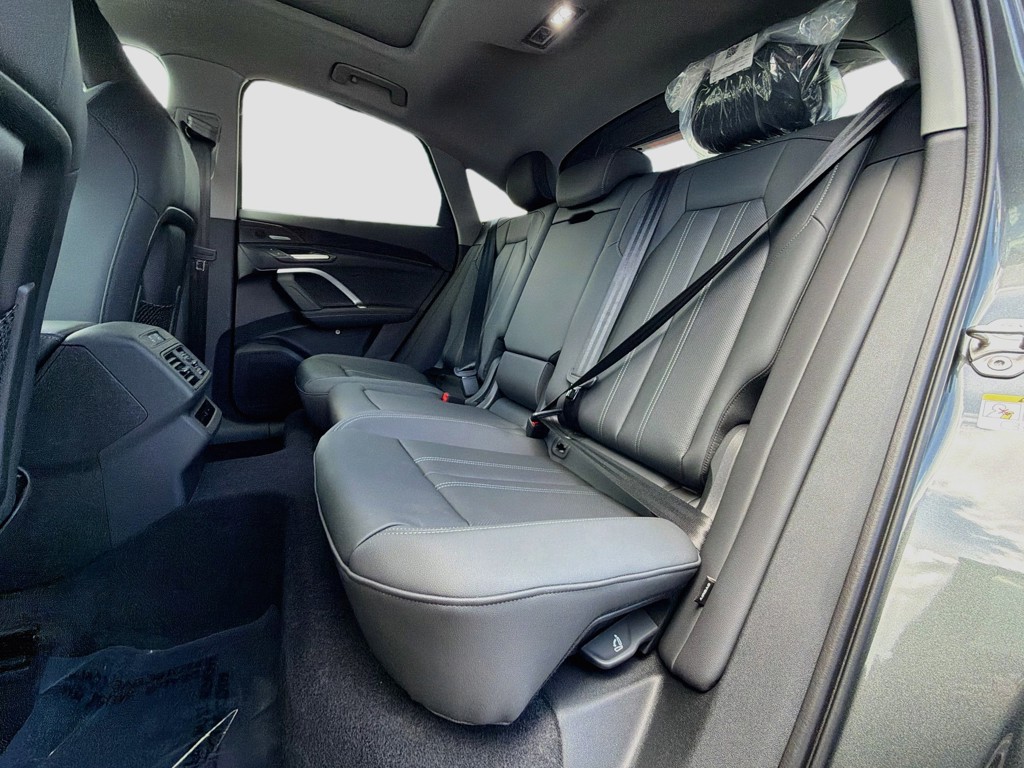 New 2026 Daytona Gray Pearl Effect Audi Premium Plus image 20