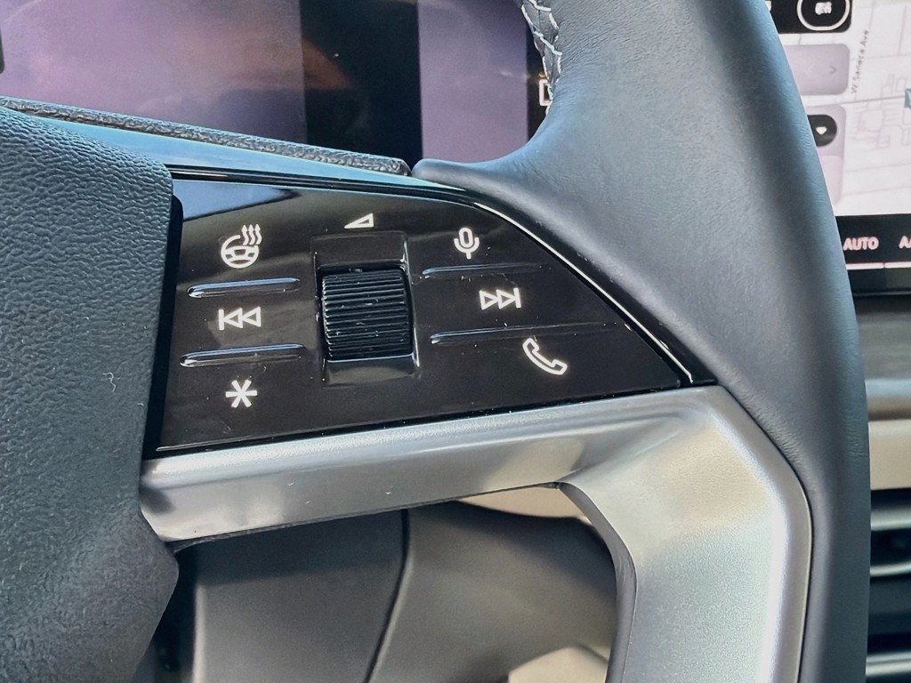 New 2026 Glacier White Metallic Audi Premium Plus image 37