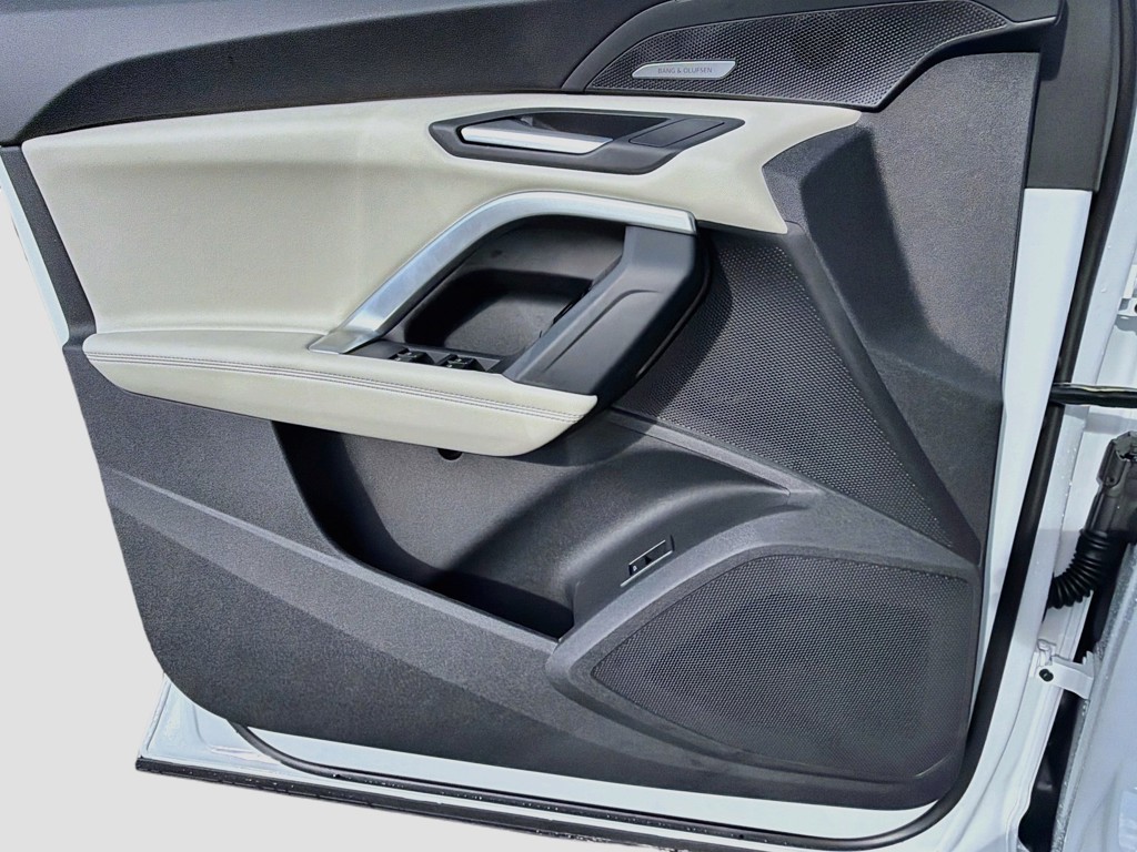 New 2026 Glacier White Metallic Audi Premium Plus image 20