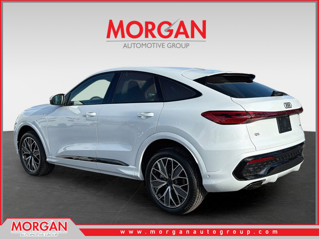 New 2026 Glacier White Metallic Audi Premium Plus image 5