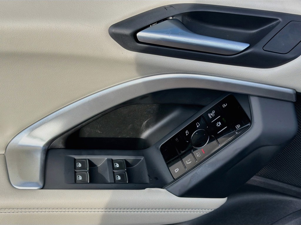 New 2026 Glacier White Metallic Audi Premium Plus image 21