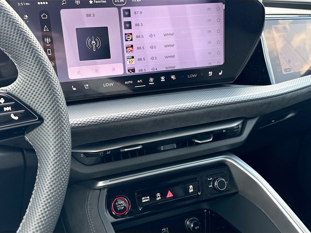 New 2026 Daytona Gray Pearl Effect Audi Premium Plus image 26