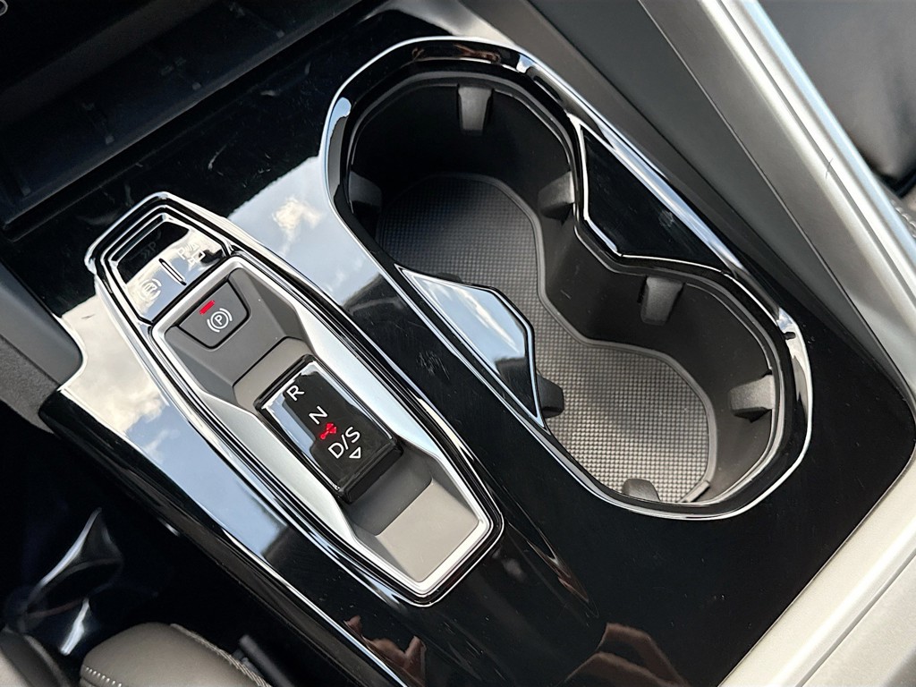 New 2026 Daytona Gray Pearl Effect Audi Premium Plus image 27