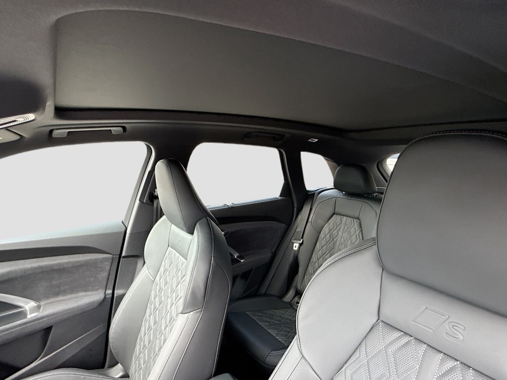 New 2026 Daytona Gray Pearl Effect Audi Premium Plus image 25