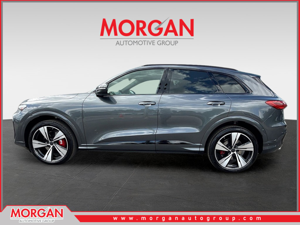 New 2026 Daytona Gray Pearl Effect Audi Premium Plus image 6