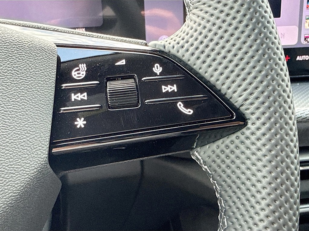 New 2026 Daytona Gray Pearl Effect Audi Premium Plus image 37