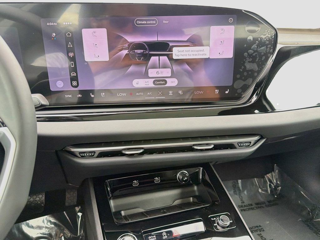New 2026 Daytona Gray Pearl Effect Audi Premium Plus image 32