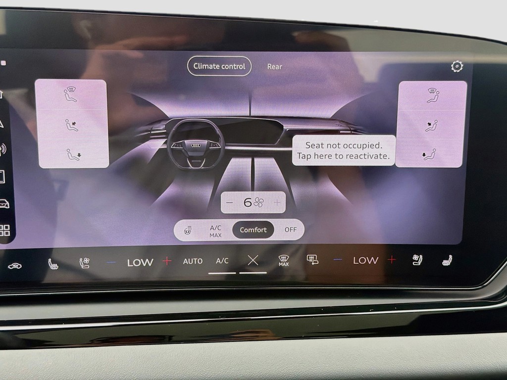 New 2026 Daytona Gray Pearl Effect Audi Premium Plus image 29